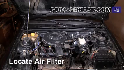 1996 Ford Fiesta Magic 1.3L 4 Cyl. Filtre à air (moteur) Changement